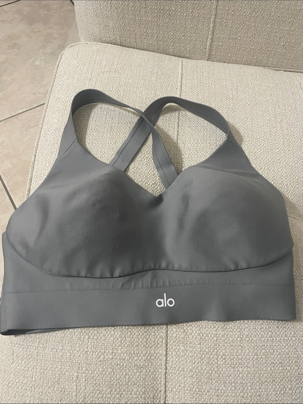 ALO Yoga Gray Cross-Back Strappy Sports Bra